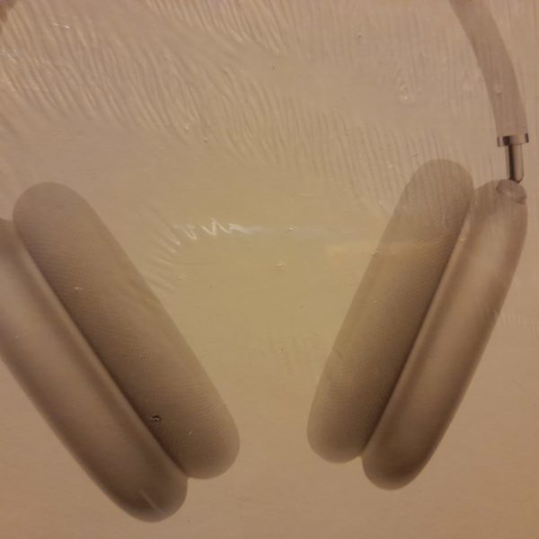 Беспроводные наушники Белого цвета Airpod Max