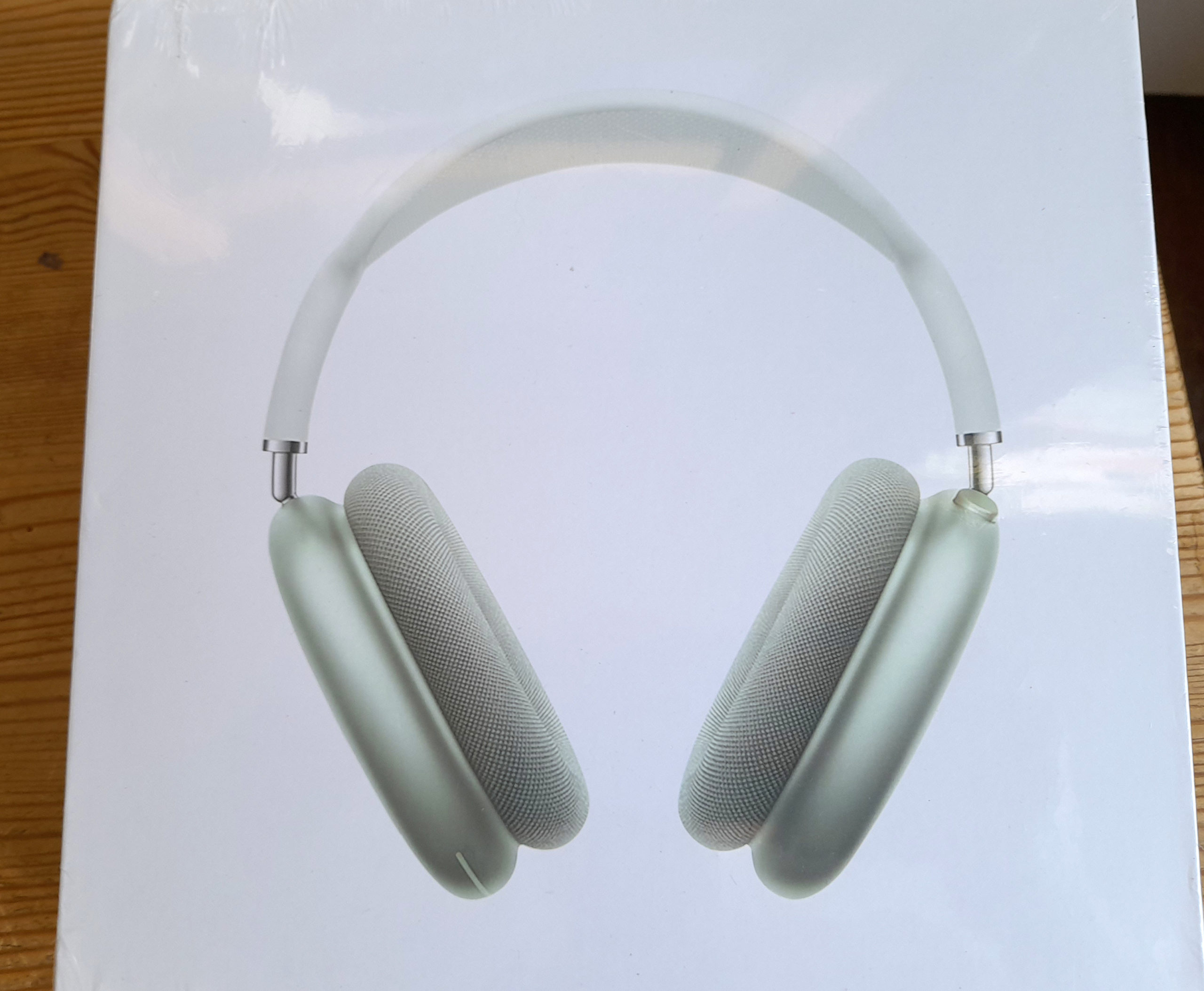 20231118_105317-ed Беспроводные наушники оливкового цвета Airpod Max — изображение 1