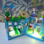 Конструктор Minecraft Ледяной замок с Драконом и светящимися элементами